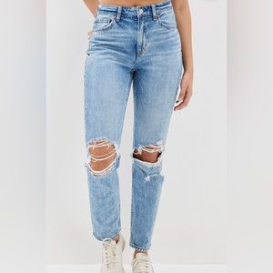 AE Strigid Ripped Mom Jeans